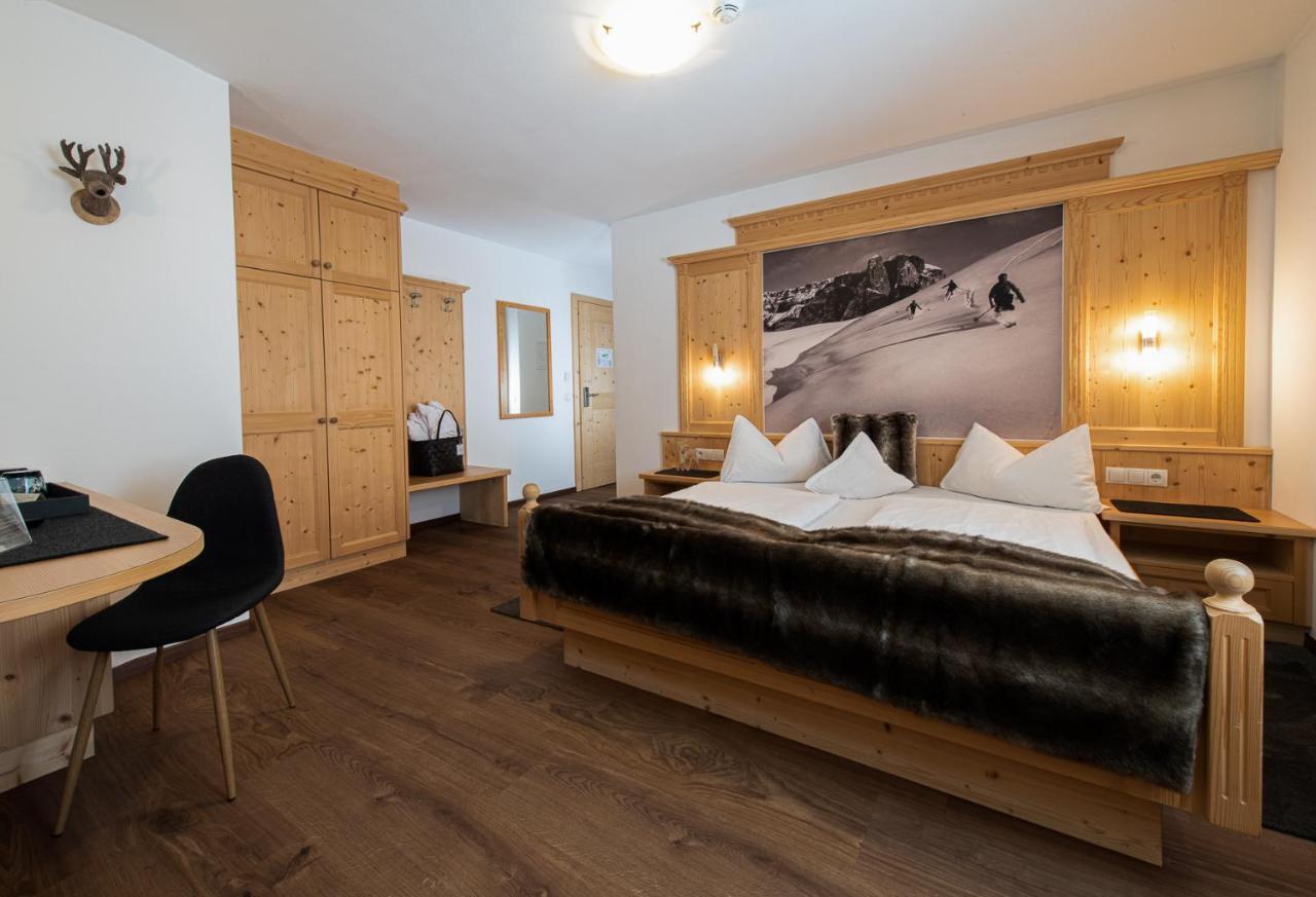 סלבה די ואל גרדנה Garni Sunela B&B מראה חיצוני תמונה