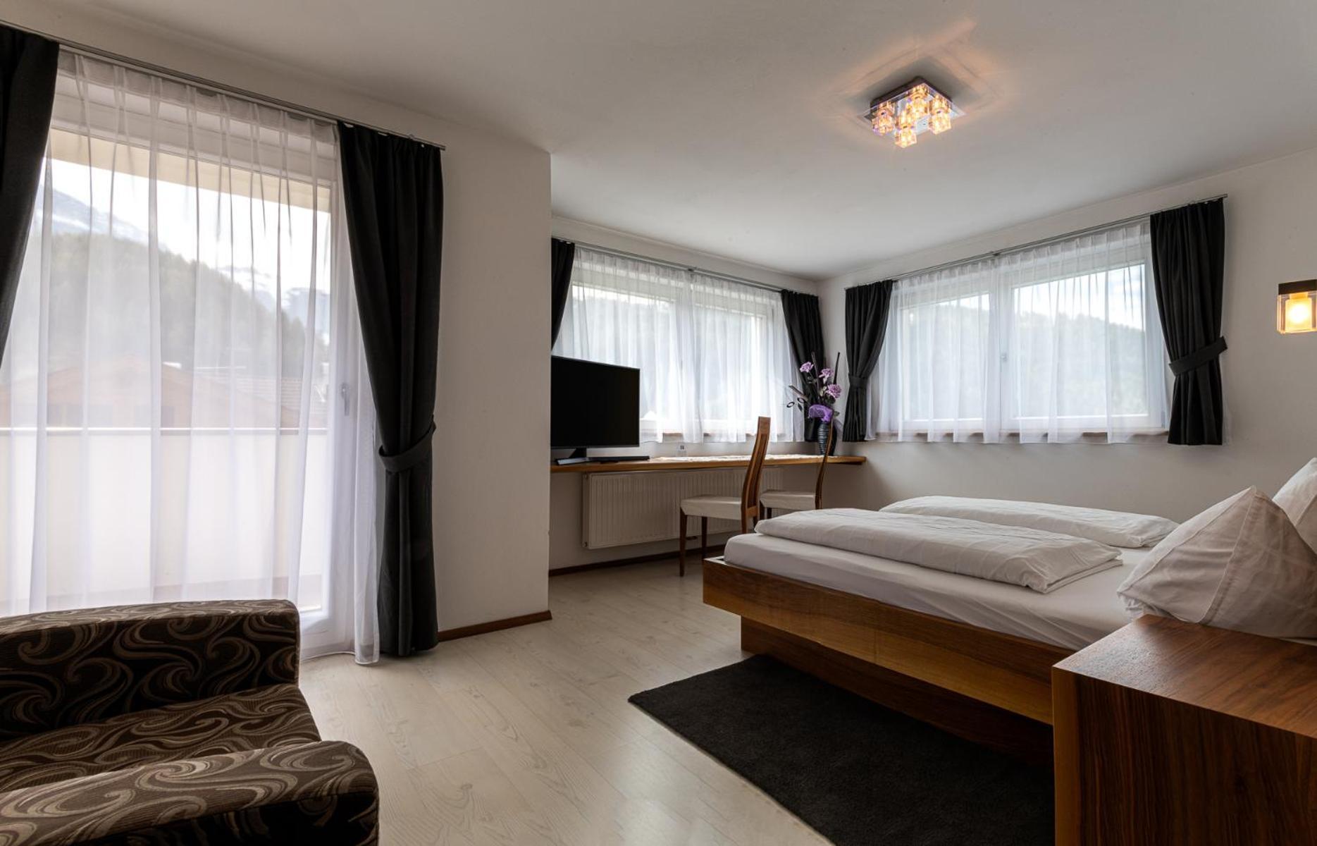 סלבה די ואל גרדנה Garni Sunela B&B מראה חיצוני תמונה