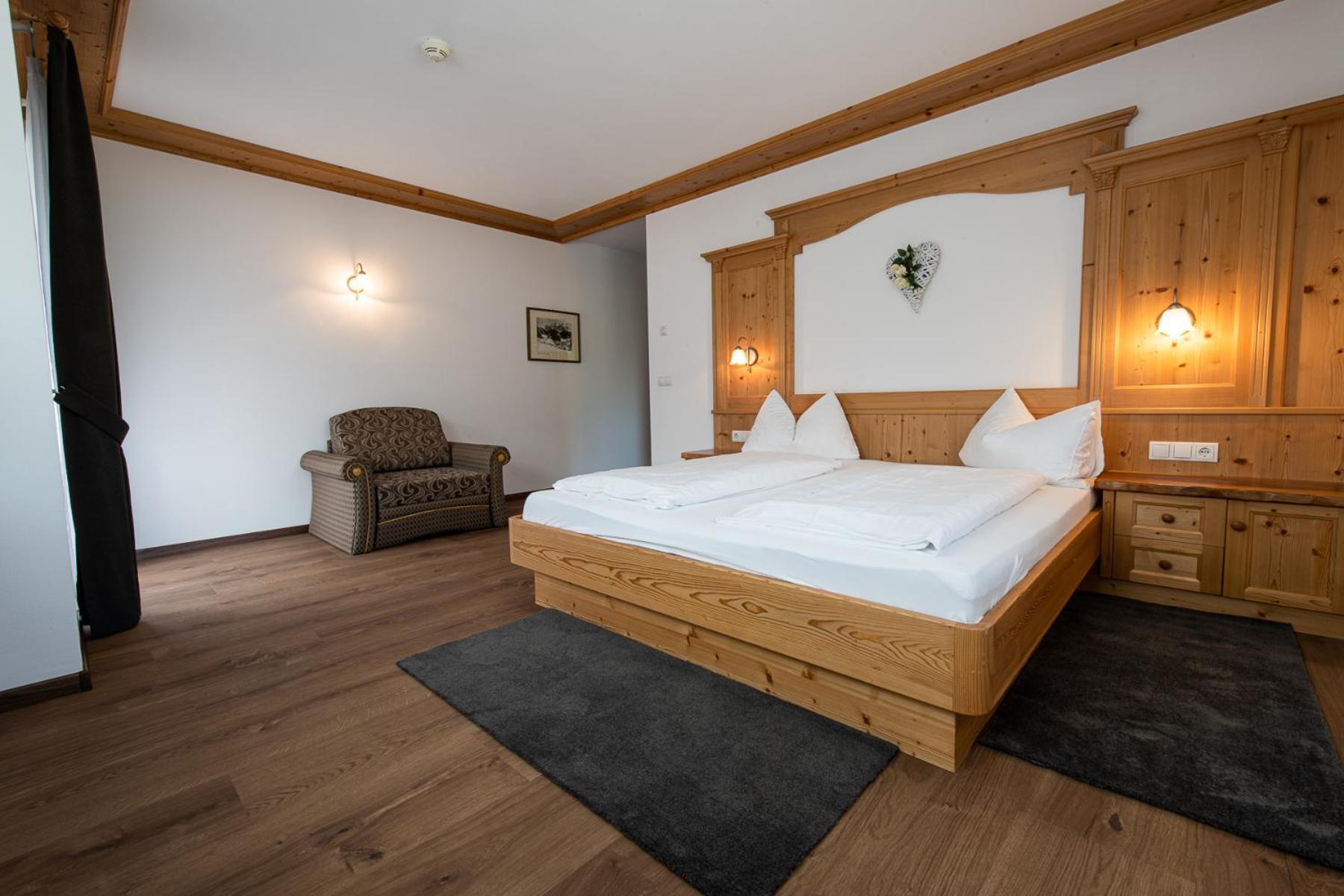 סלבה די ואל גרדנה Garni Sunela B&B מראה חיצוני תמונה