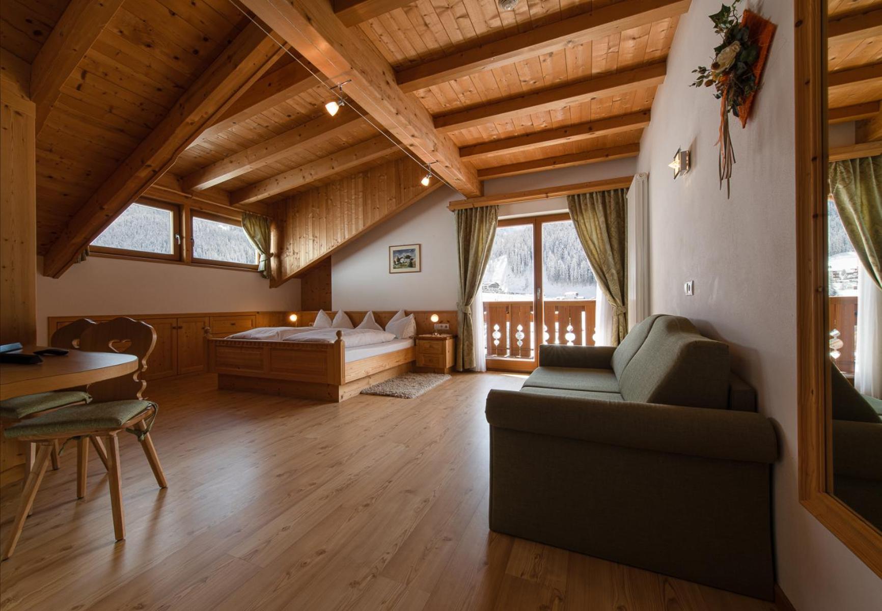 סלבה די ואל גרדנה Garni Sunela B&B מראה חיצוני תמונה